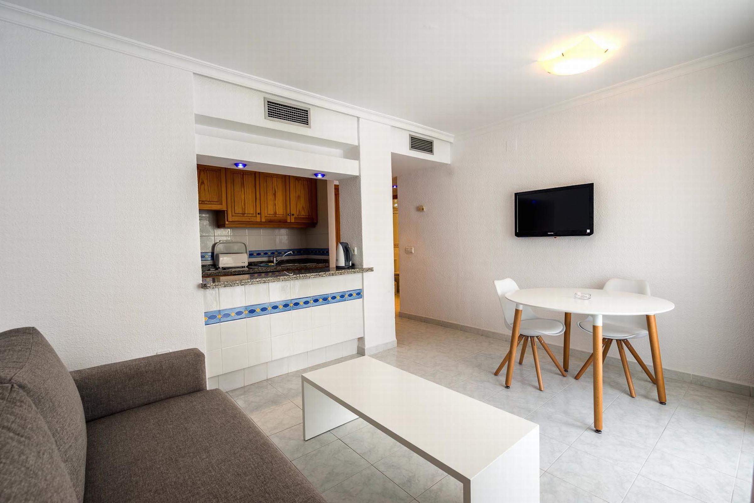 Aparthotel Duquesa Playa Santa Eulária des Riu Exterior foto