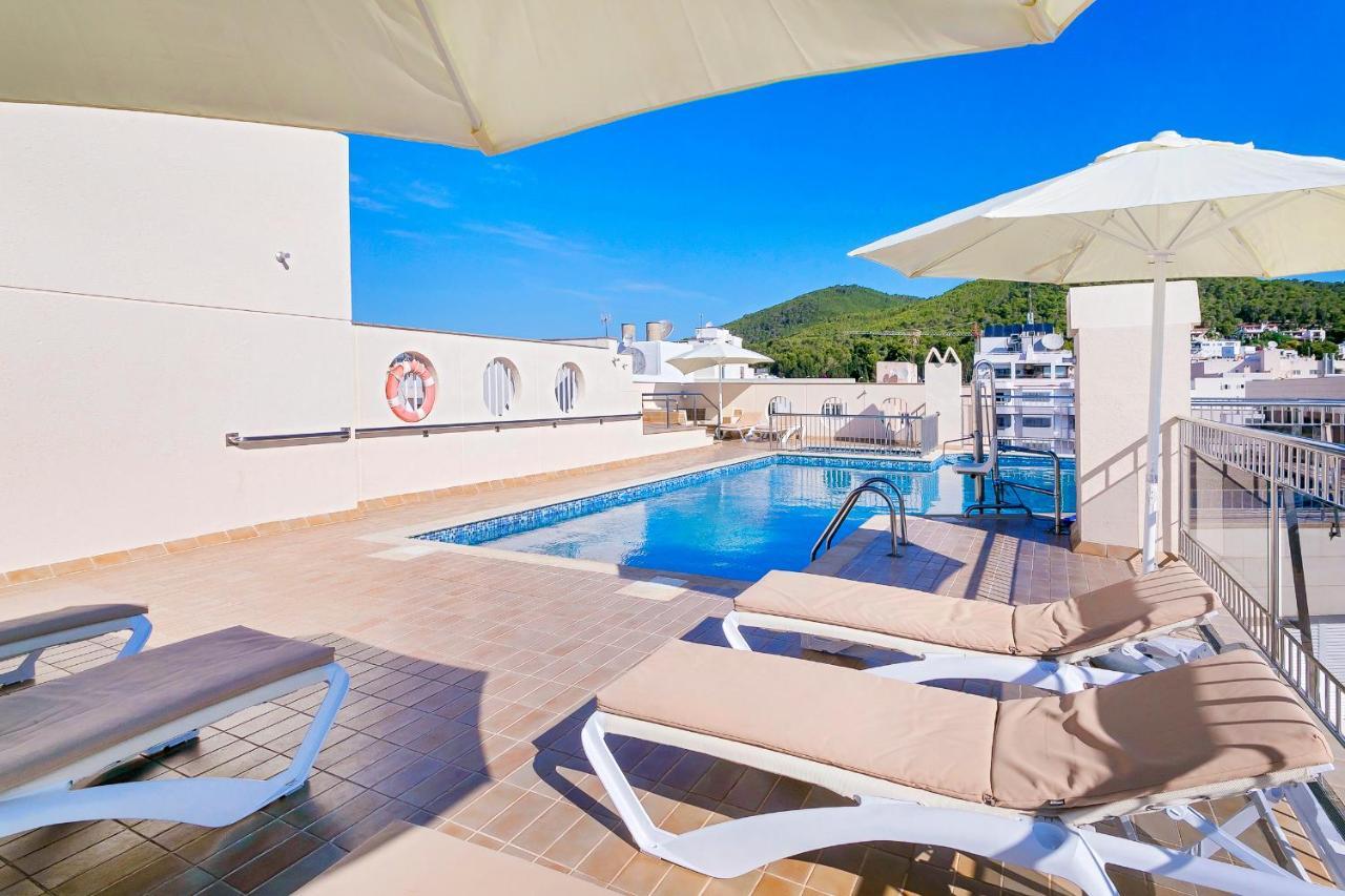 Aparthotel Duquesa Playa Santa Eulária des Riu Exterior foto